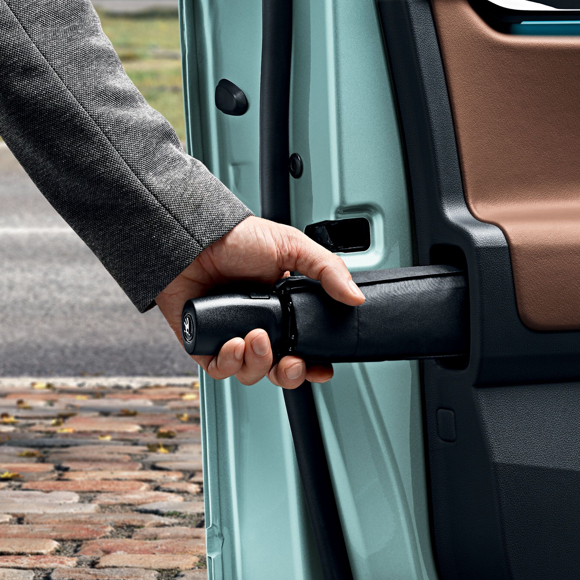 Knöpfe der elektrischen Kindersicherung im Škoda Kodiaq